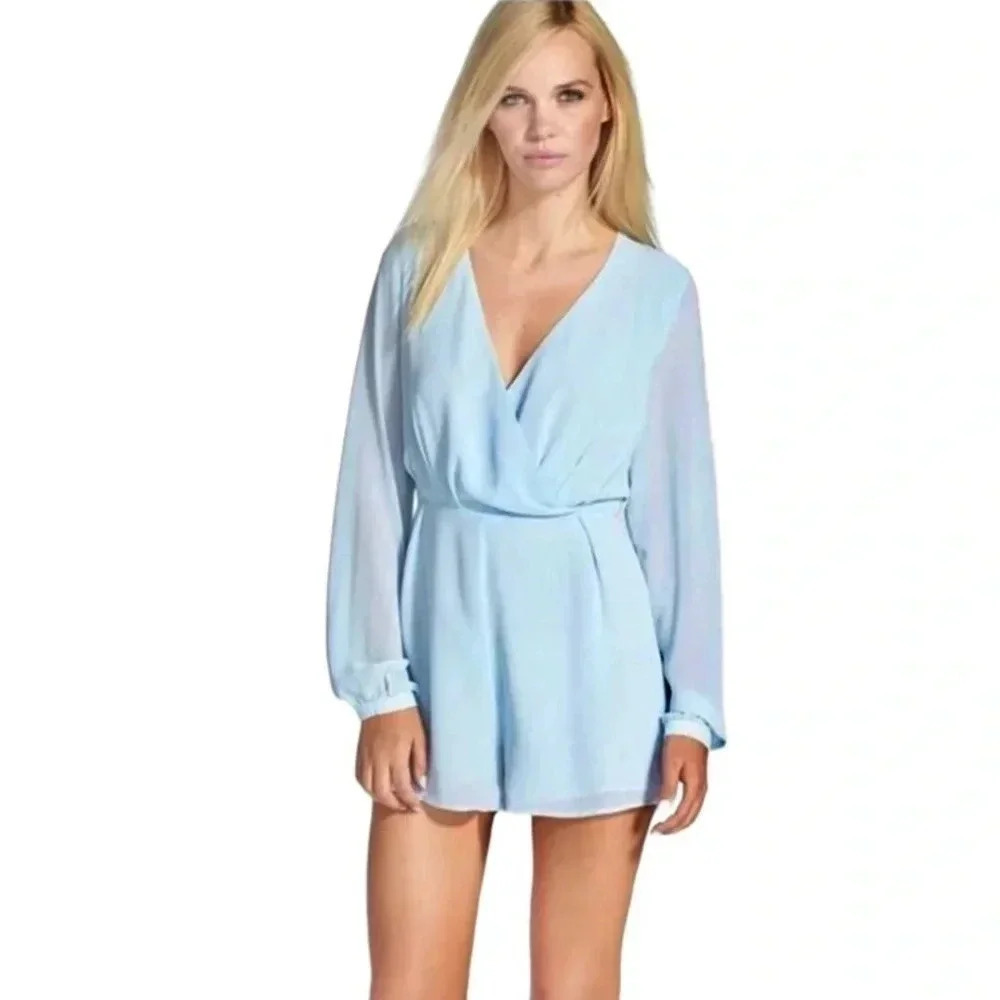 GLAMOROUS | Nordstrom Light Blue Surplice Romper Size M (EUC)